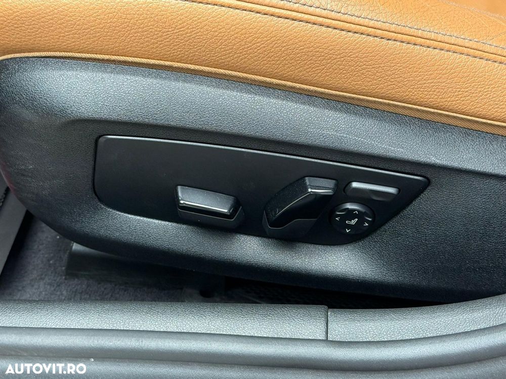 BMW Seria 5 520i Aut. M Sport Edition - 16