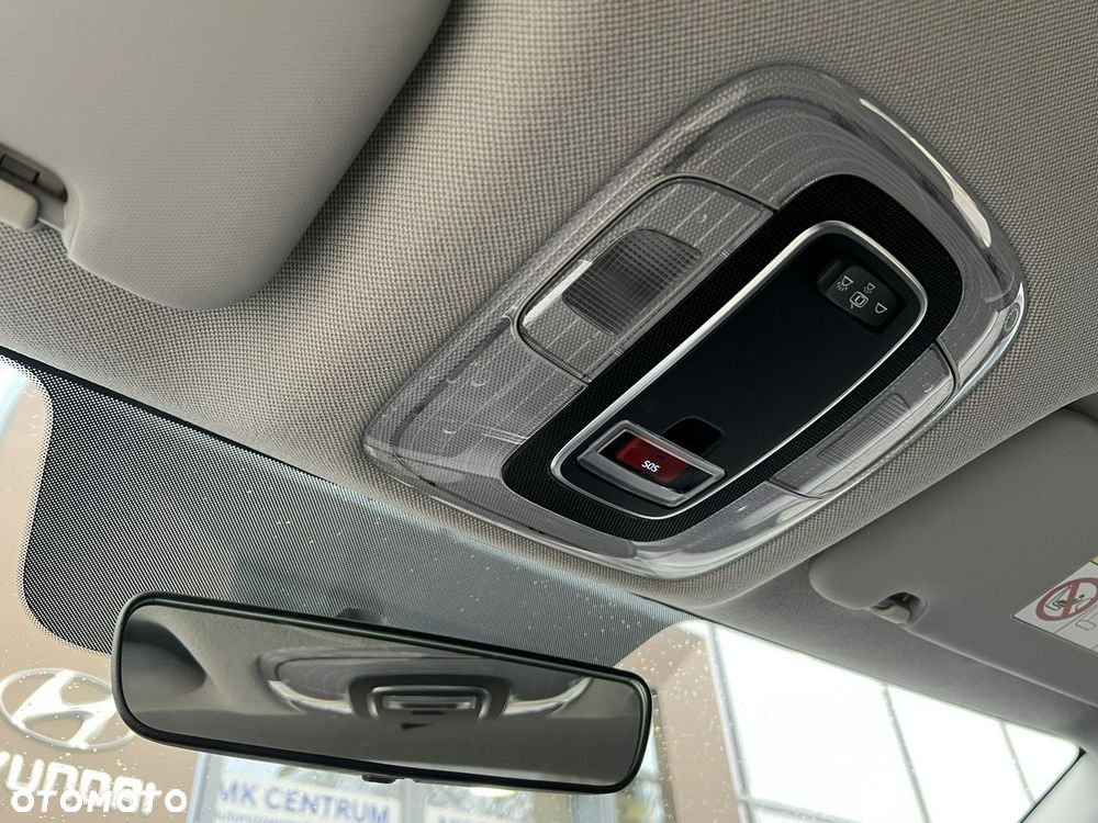 Hyundai Elantra - 16