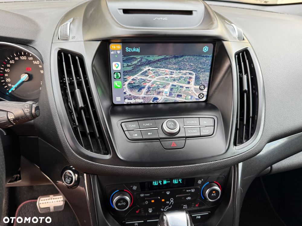 Ford Kuga 2.0 TDCi 2x4 ST-Line - 11