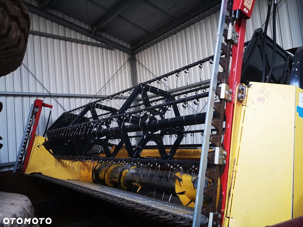 New Holland TC 5050 - 5