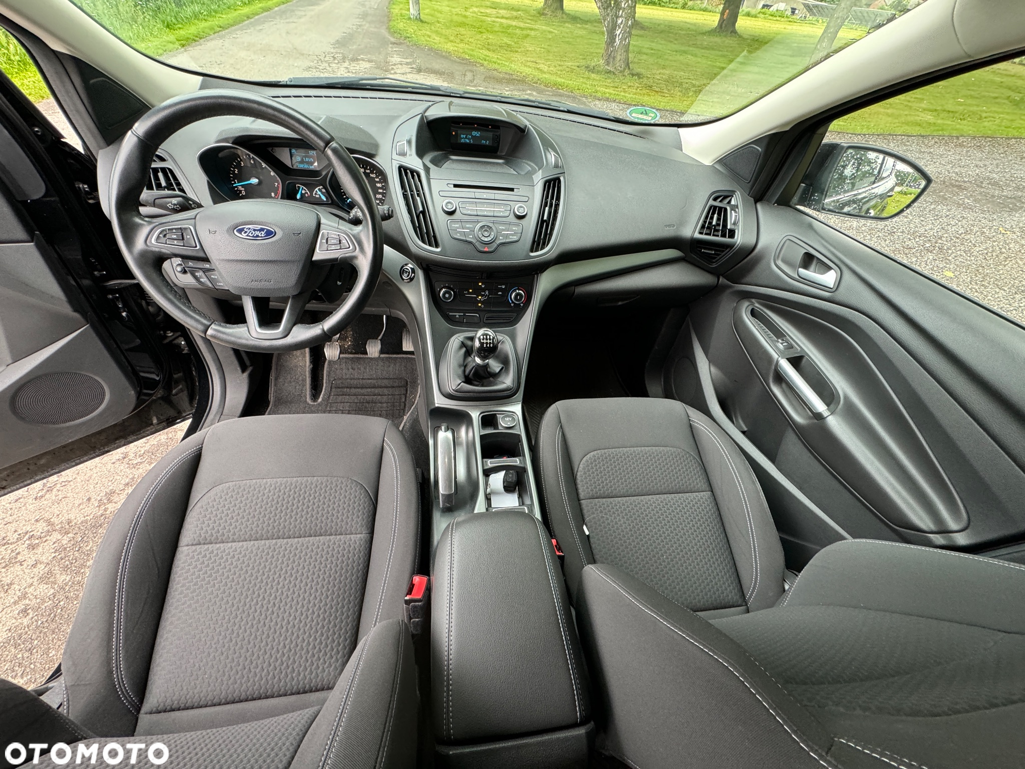 Ford Kuga - 12
