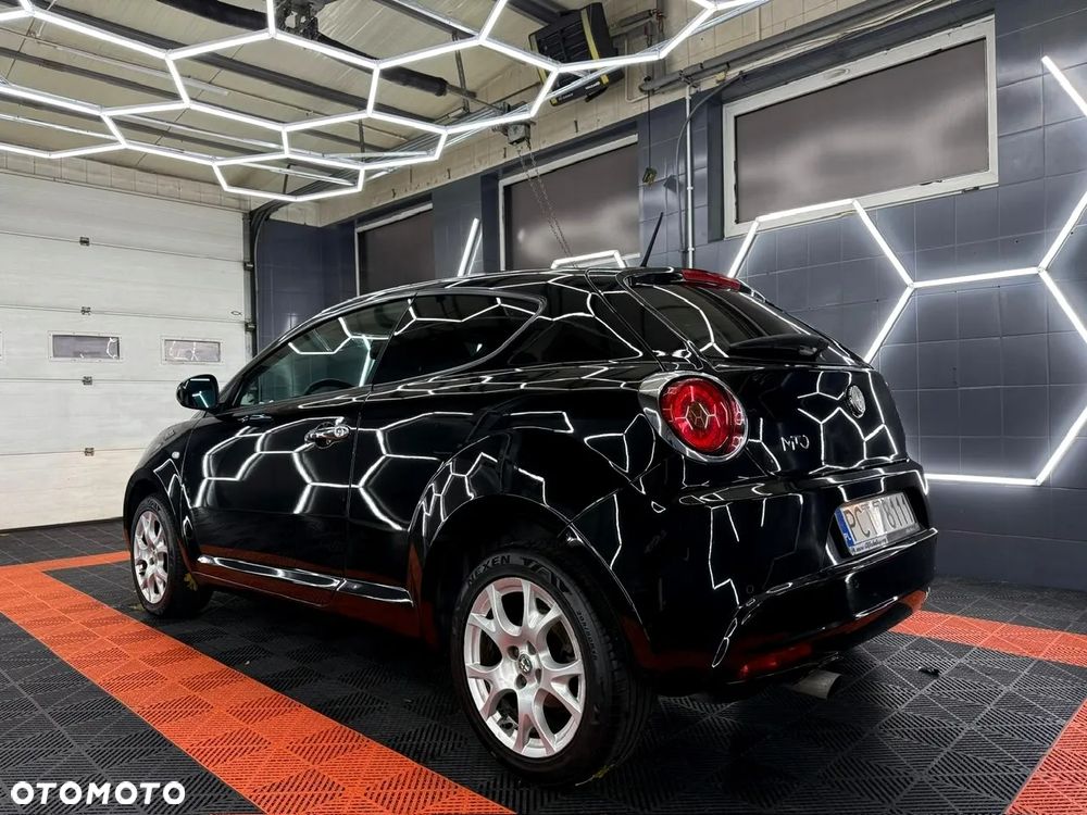 Alfa Romeo Mito 1.6 JTDM Turismo - 9