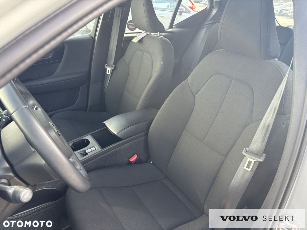 Volvo XC 40 - 26