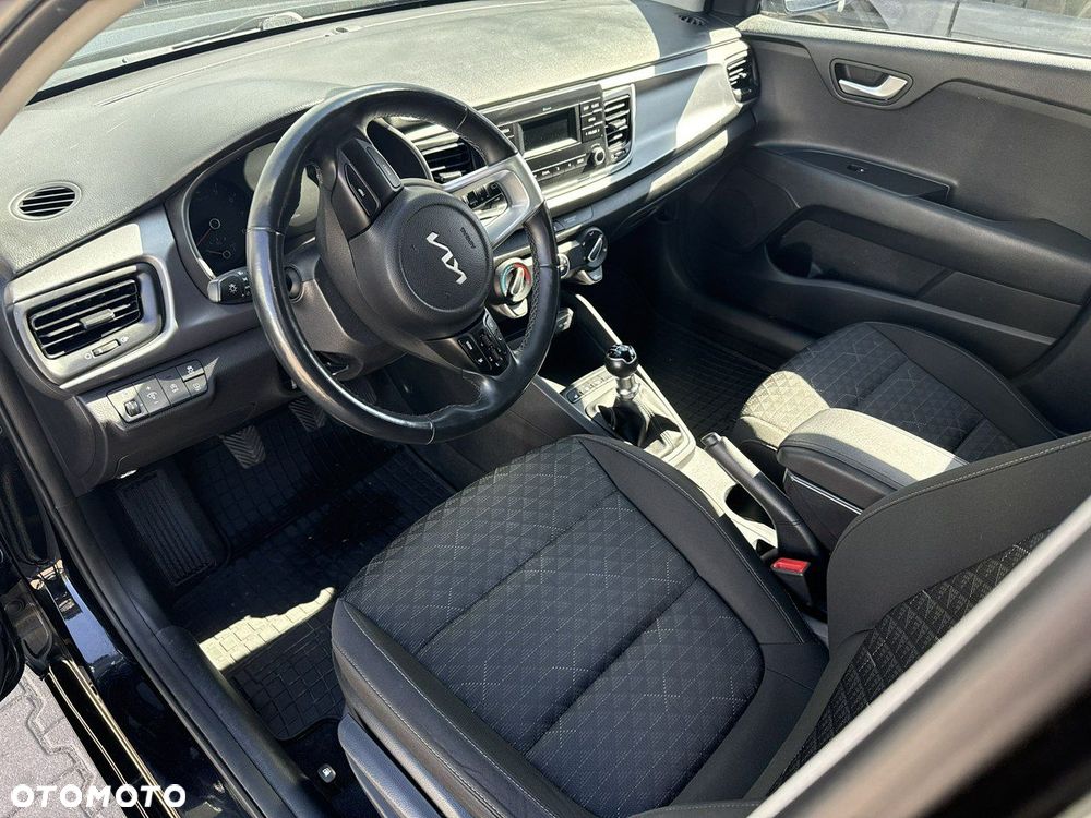 Kia Rio 1.2 M - 12
