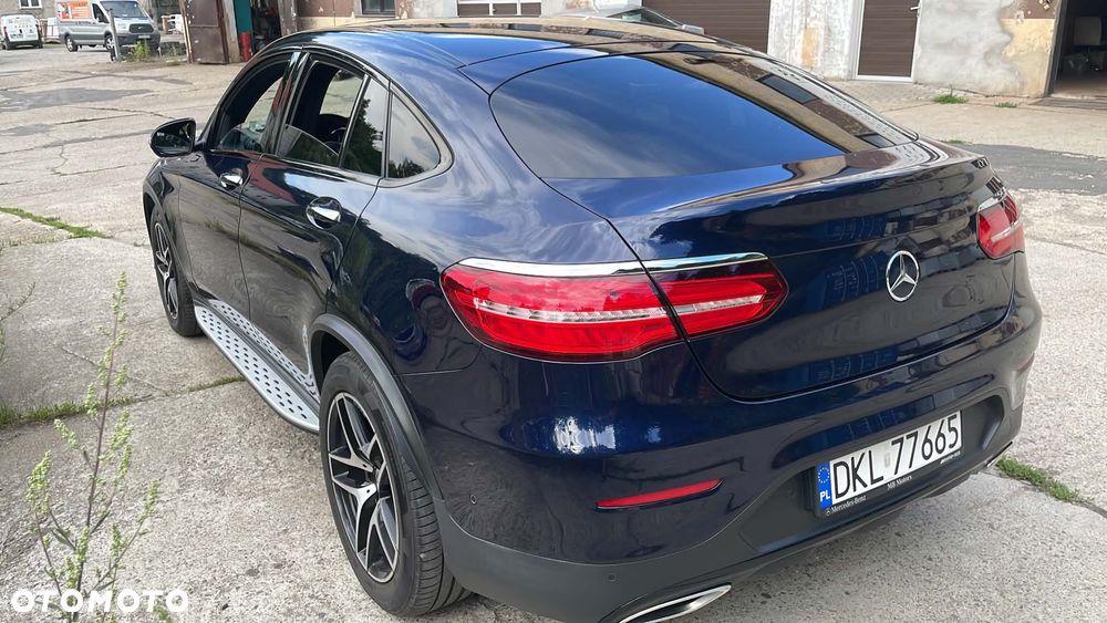 Mercedes-Benz GLC - 12