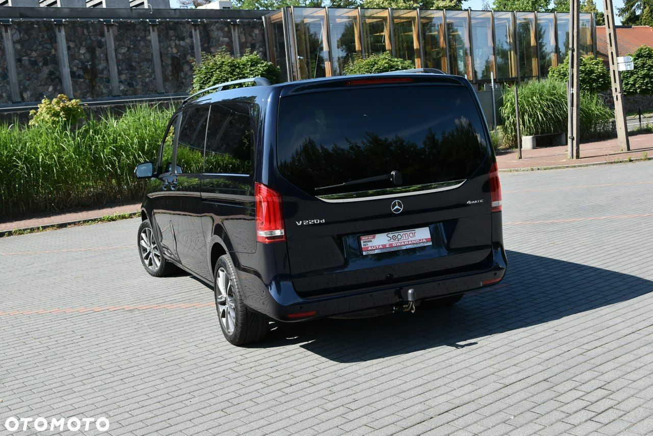 Mercedes-Benz Klasa V - 24