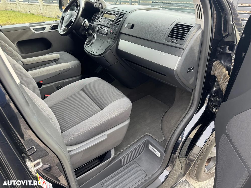 Volkswagen Multivan - 18