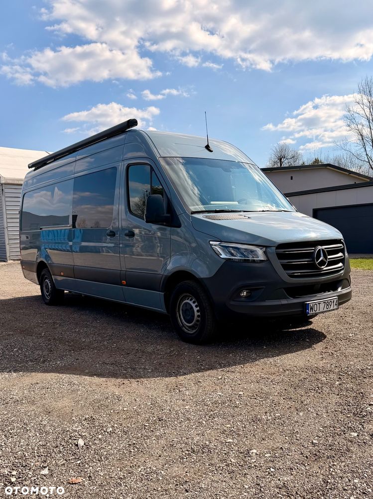 Mercedes-Benz Sprinter - 1