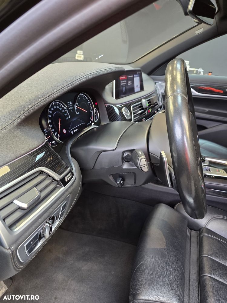 BMW Seria 7 730d xDrive - 18