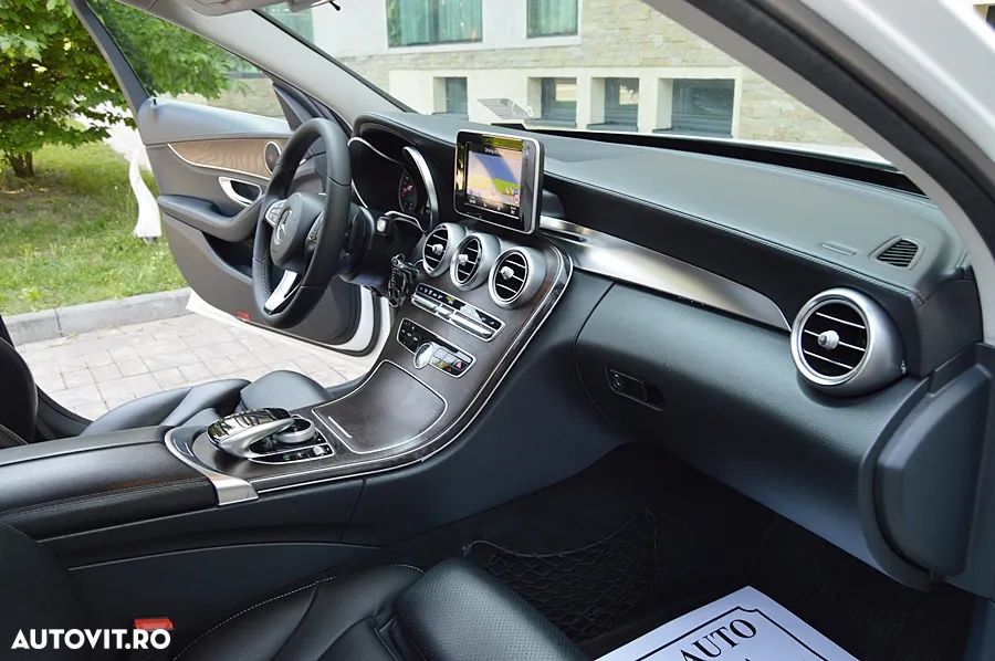 Mercedes-Benz C 220 (BlueTEC) d 7G-TRONIC Avantgarde - 6