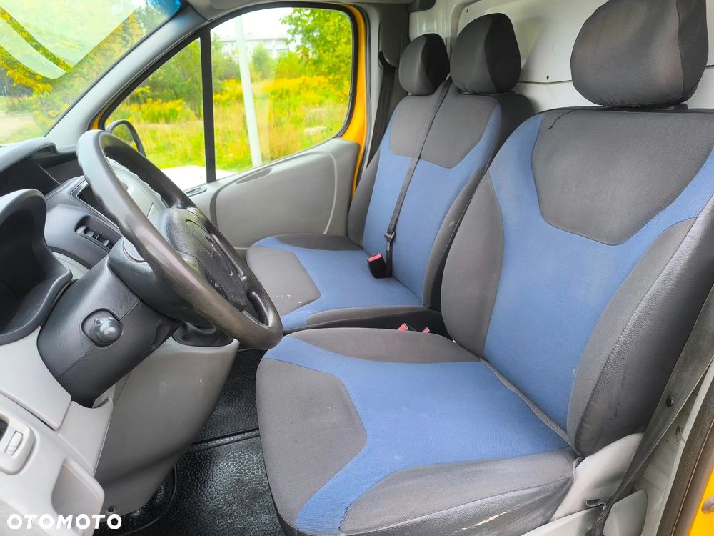 Renault Trafic - 12