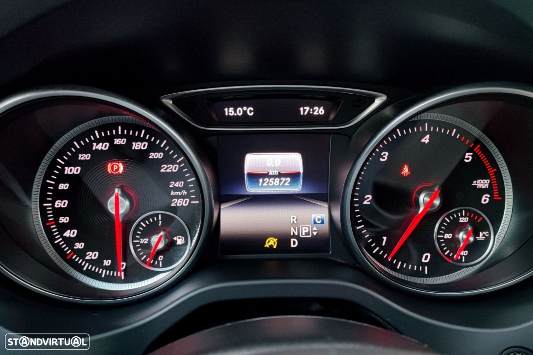 Mercedes-Benz CLA 220 CDi AMG Line Aut. - 31
