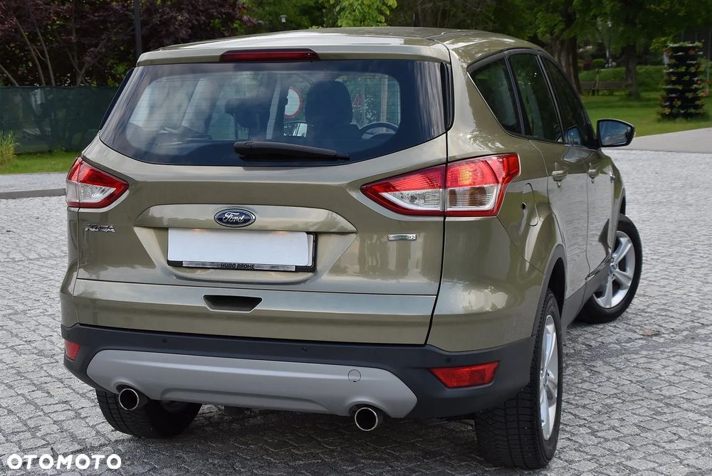 Ford Kuga - 4
