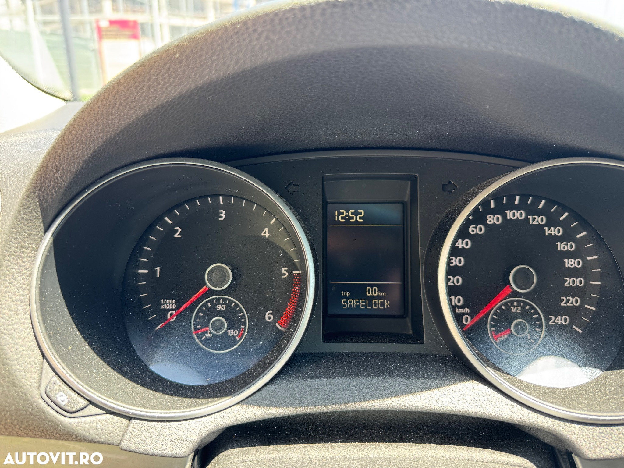 Volkswagen Golf 1.6 TDI DPF Trendline - 10