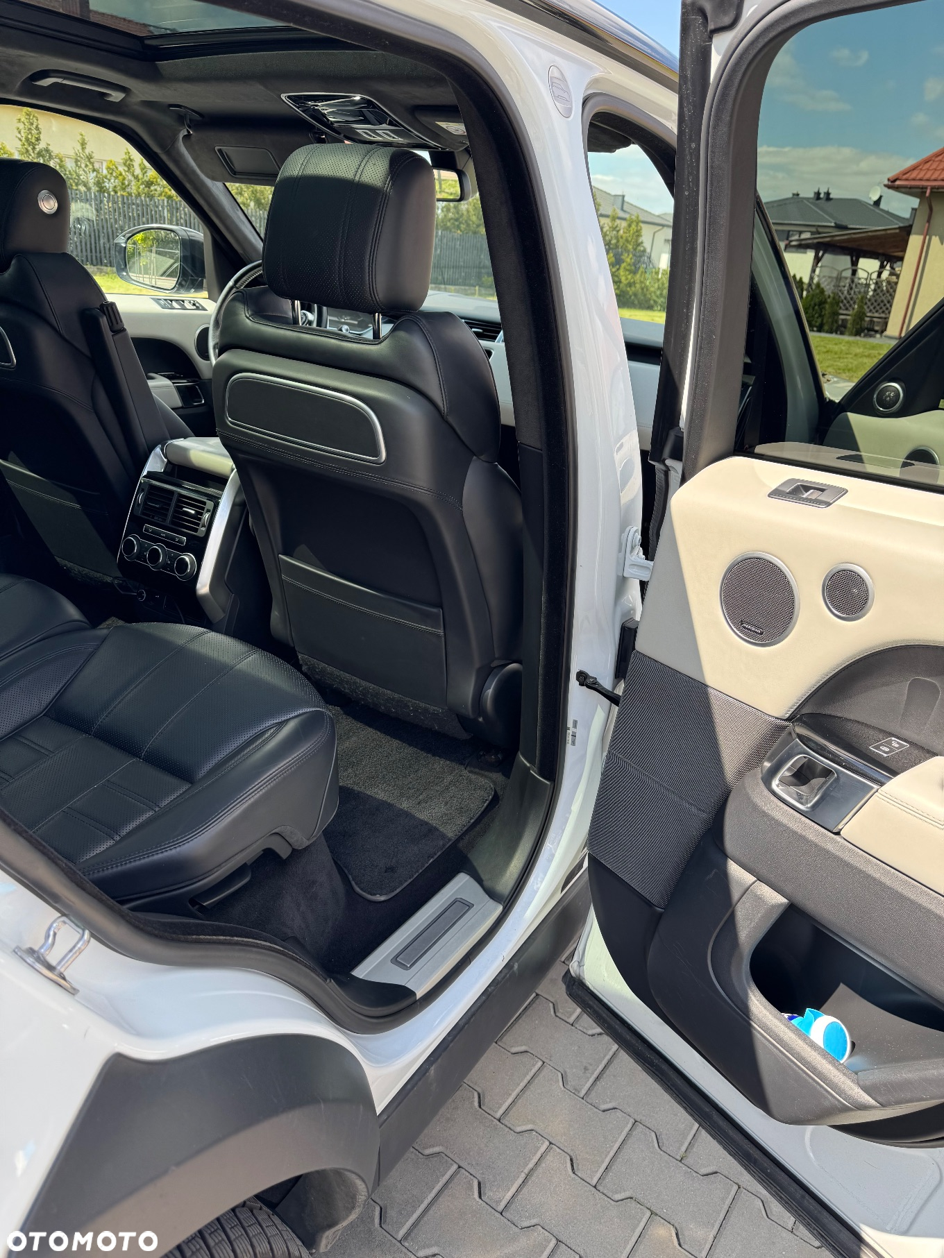 Land Rover Range Rover Sport - 12