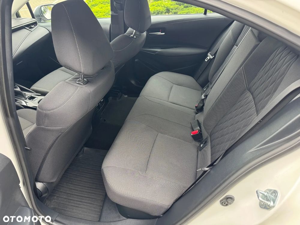 Toyota Corolla 1.8 Hybrid Comfort - 12