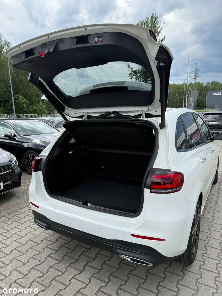 Mercedes-Benz Klasa B 180 d Progressive 7G-DCT - 6