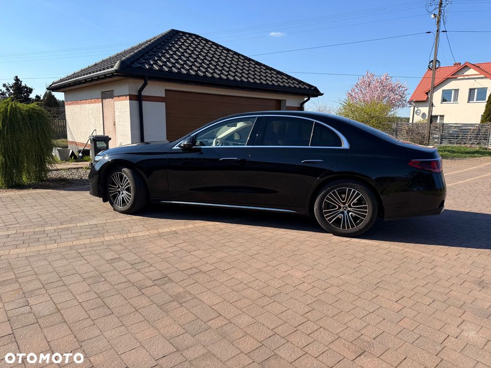 Mercedes-Benz Klasa E - 9