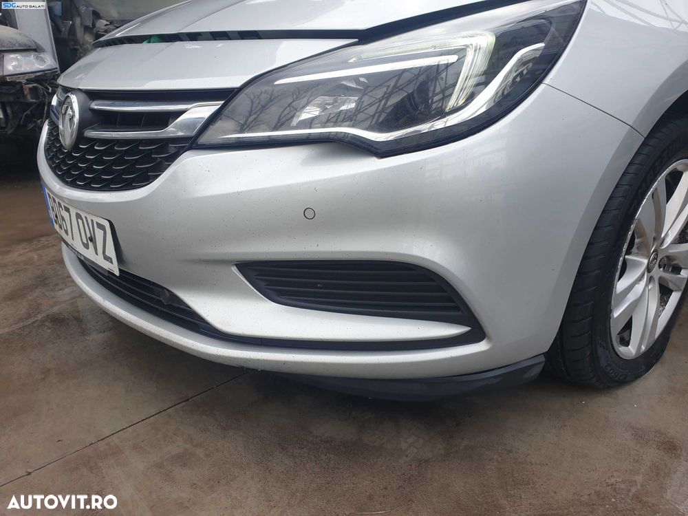 Bara Spoiler Fata cu Grile si Locas Senzori Parcare Opel Astra K NFL Non Facelift 2015 - 2019 Culoare Z176 [K9161] - 4