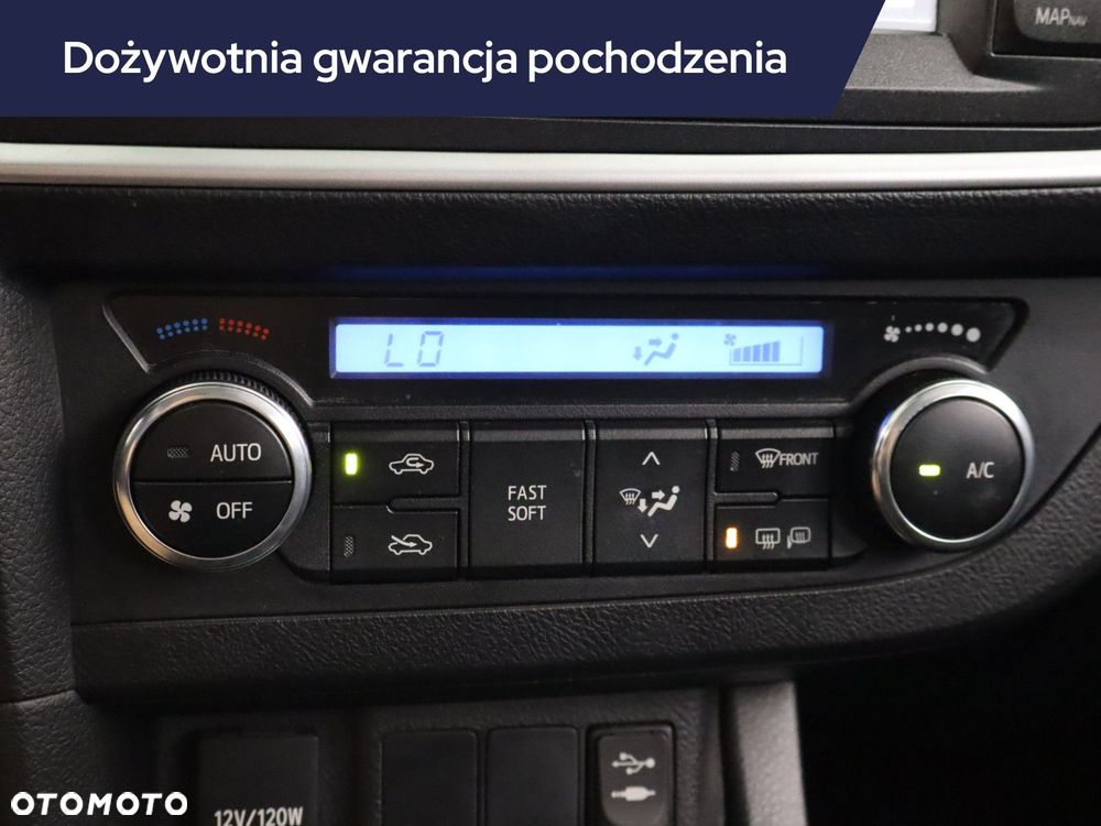 Toyota Auris - 21