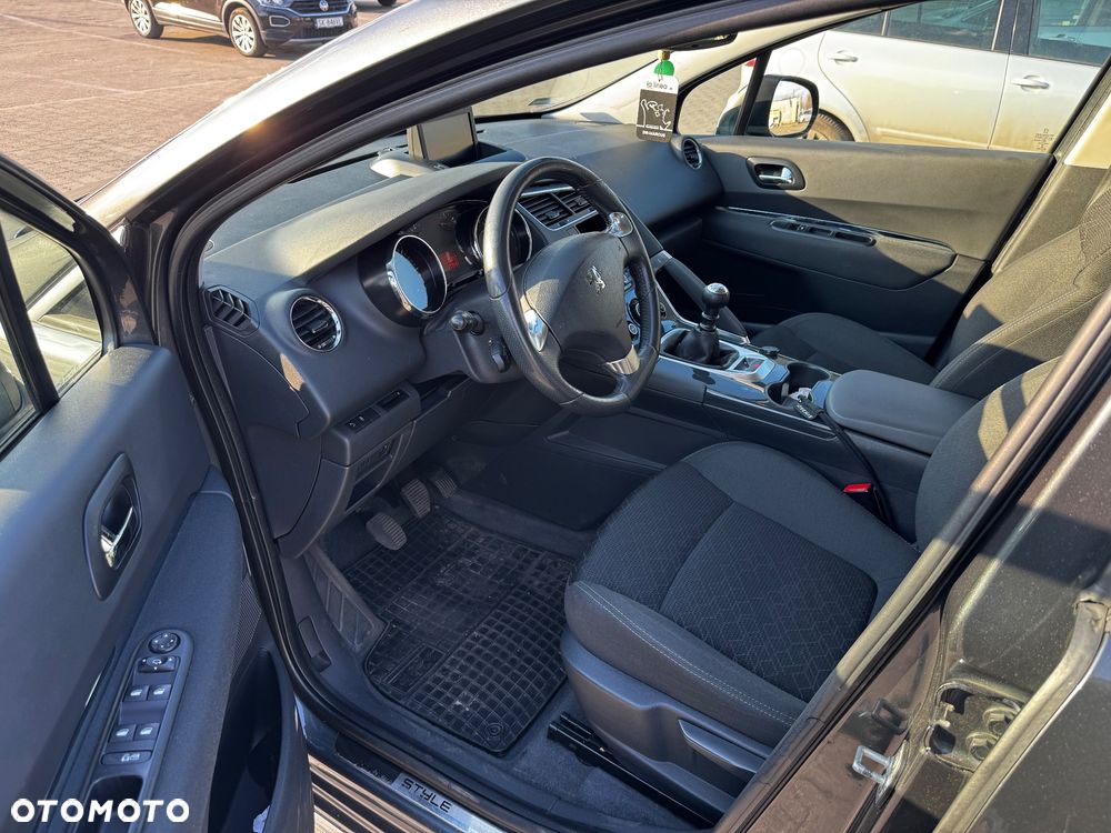 Peugeot 3008 1.6 HDi Style - 3
