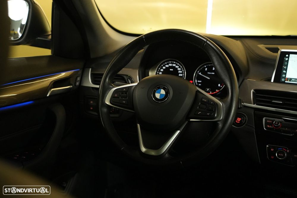 BMW X1 16 d sDrive xLine Auto - 17