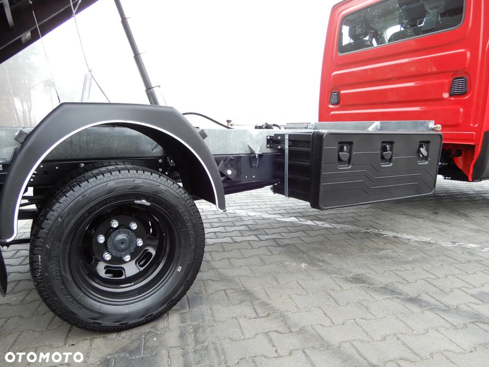 Iveco DAILY 50C18 Wywrotka Kiper Wywrot x 3 Strony 3996 mm Długi 8 E.Palet Renomowanej Firmy RomCar Rozstaw Osi 4100 mm WZMACNIANY HAK 3500 Kg 98 Tys Km Przeb. Stan Auta JAK NOWY POLECAM - 16