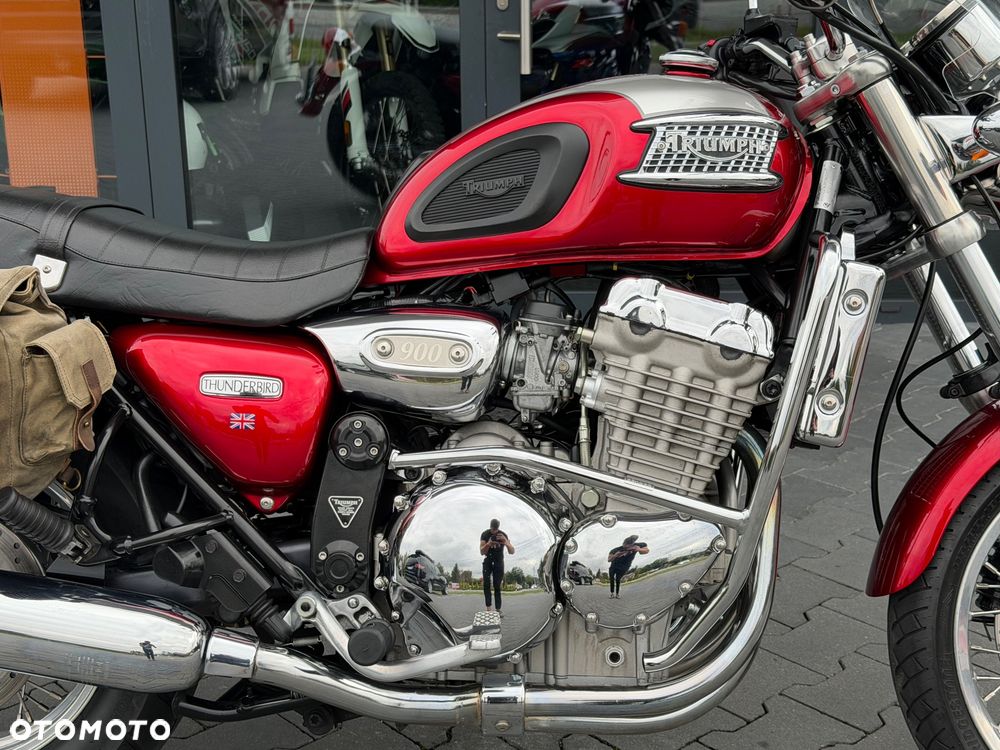 Triumph Thunderbird - 7