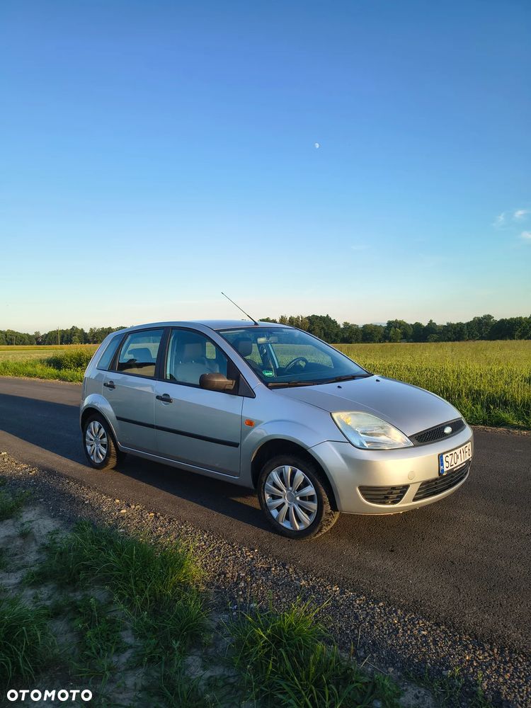 Ford Fiesta 1.3 Gold X - 2