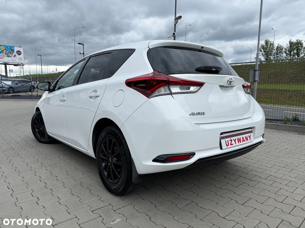 Toyota Auris 1.33 VVT-i Active - 16