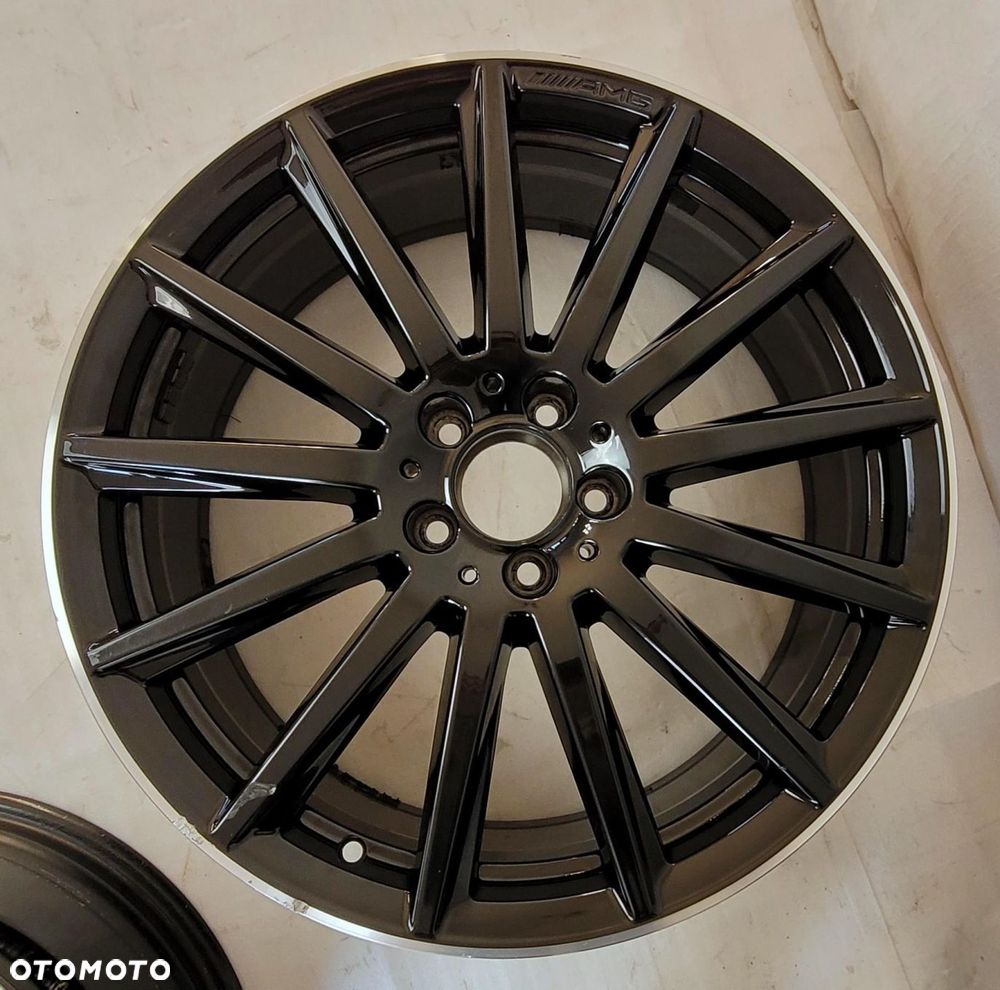 FELGI MERCEDES AMG GLB X247 8X20 5X112 ET48 66,6 A2474011600 - 5