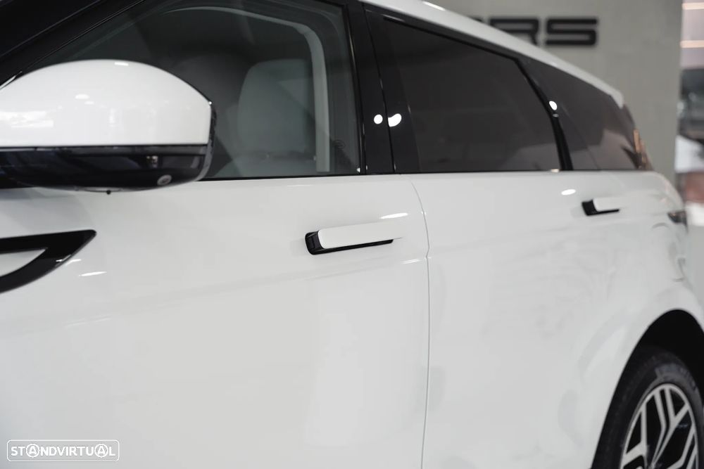 Land Rover Range Rover Evoque P300e R-Dynamic HSE - 8