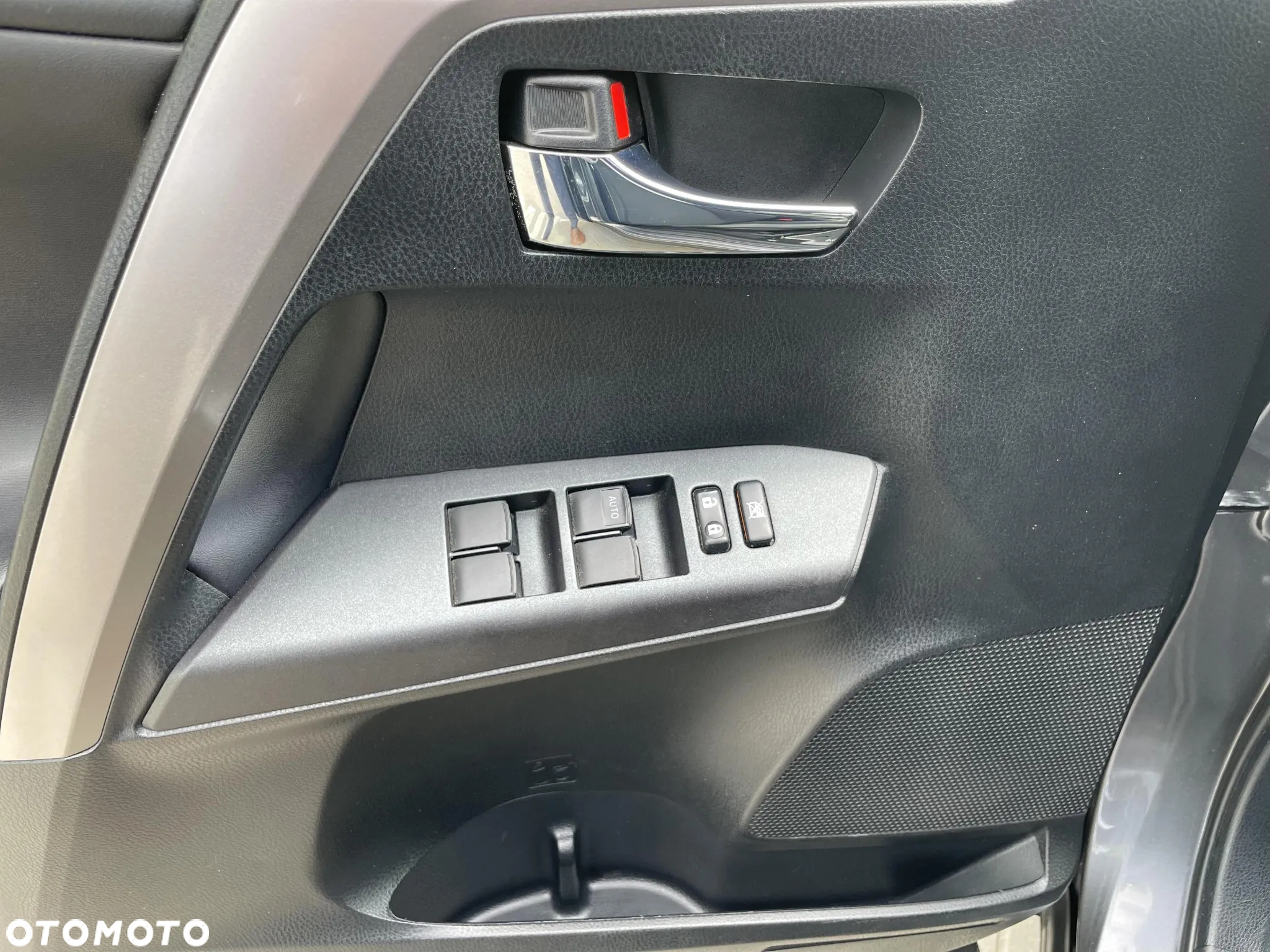 Toyota RAV4 Hybrid Style 4x2 - 9