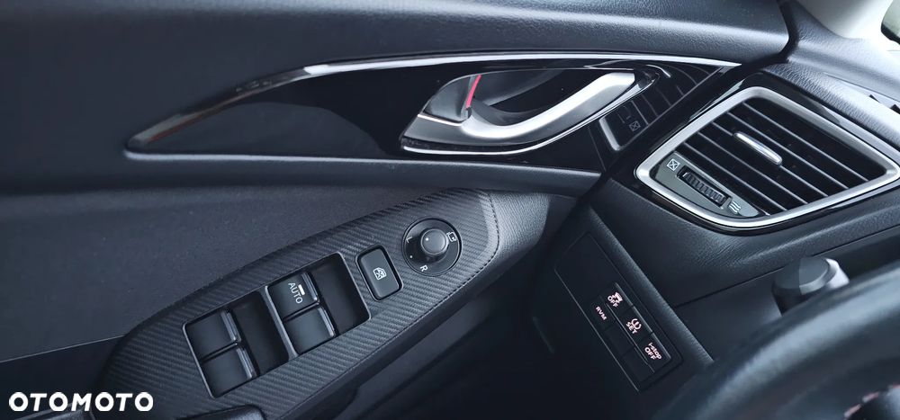 Mazda 3 SKYACTIV-G 120 Exclusive-Line - 9