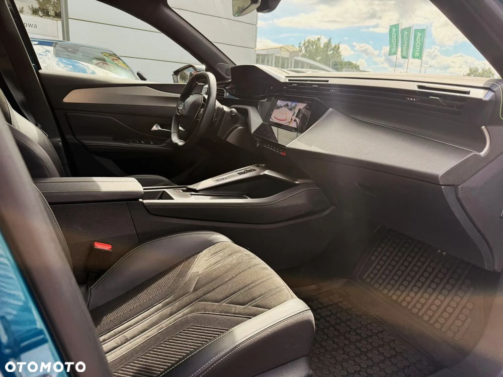 Peugeot 408 1.2 PureTech GT S&S EAT8 - 18