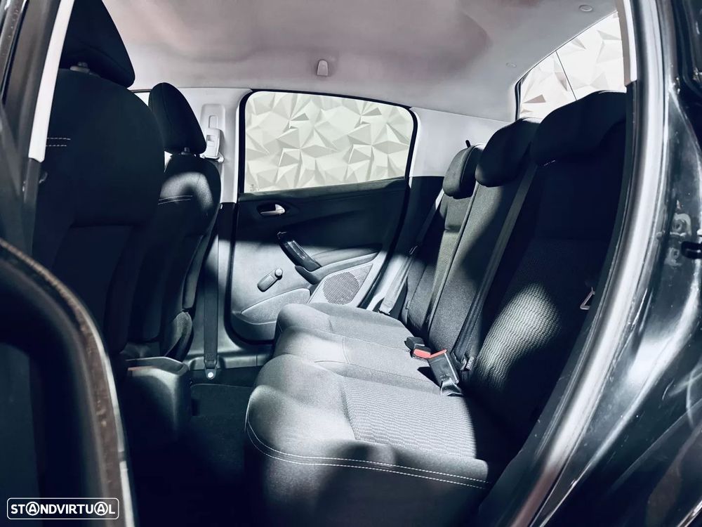 Peugeot 208 1.2 PureTech Style - 28