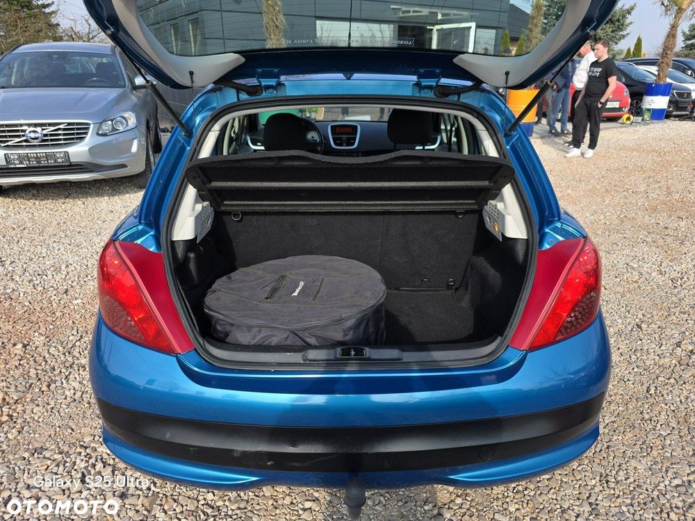 Peugeot 207 1.4 - 37