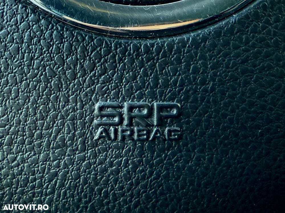 Dacia Duster 1.6 16V 105 4x2 Laureate - 29