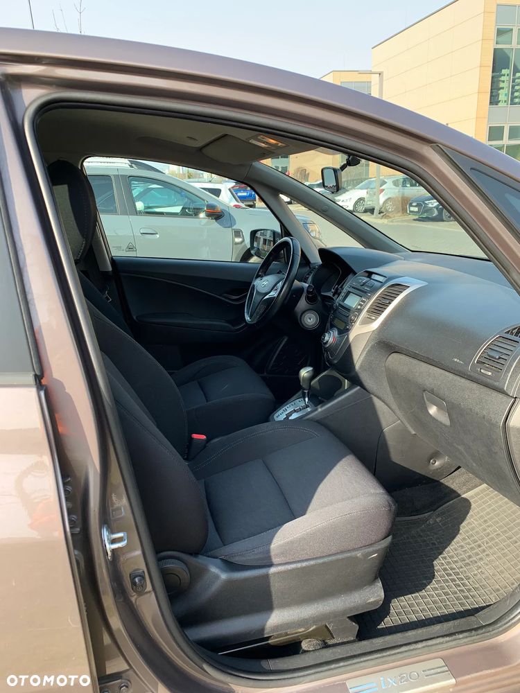 Hyundai ix20 1.6 Comfort - 13