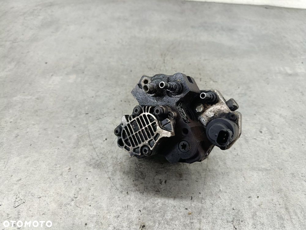 POMPA WTRYSKOWA RENAULT MASTER II 8200170377 H8200041766 0445010033 2.2 DCI - 8