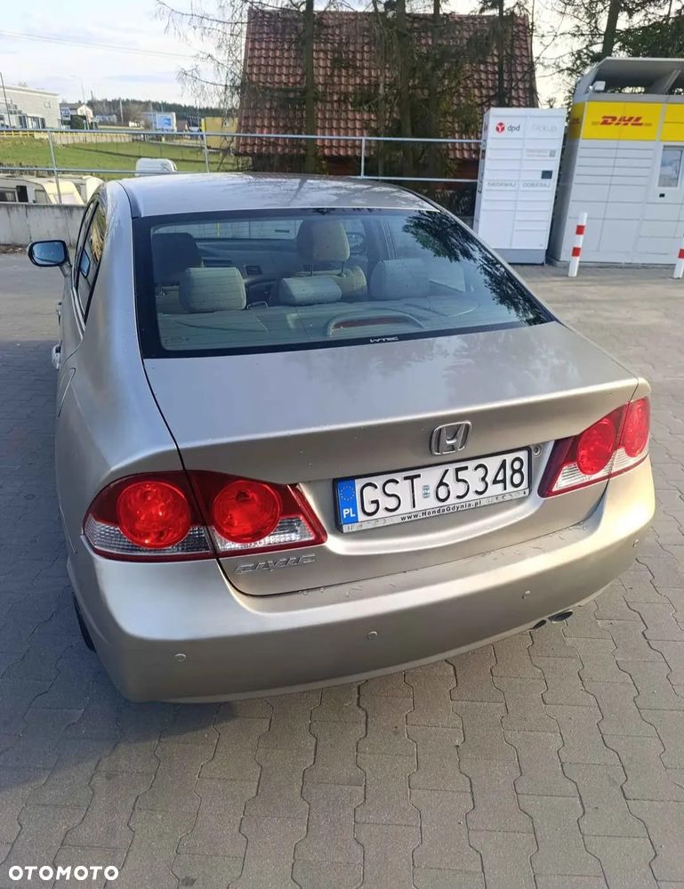 Honda Civic 1.8 Executive - 2