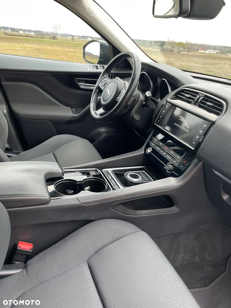 Jaguar F-Pace 20d AWD Prestige - 21