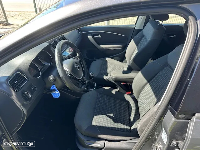 VW Polo 1.4 TDi Confortline - 12