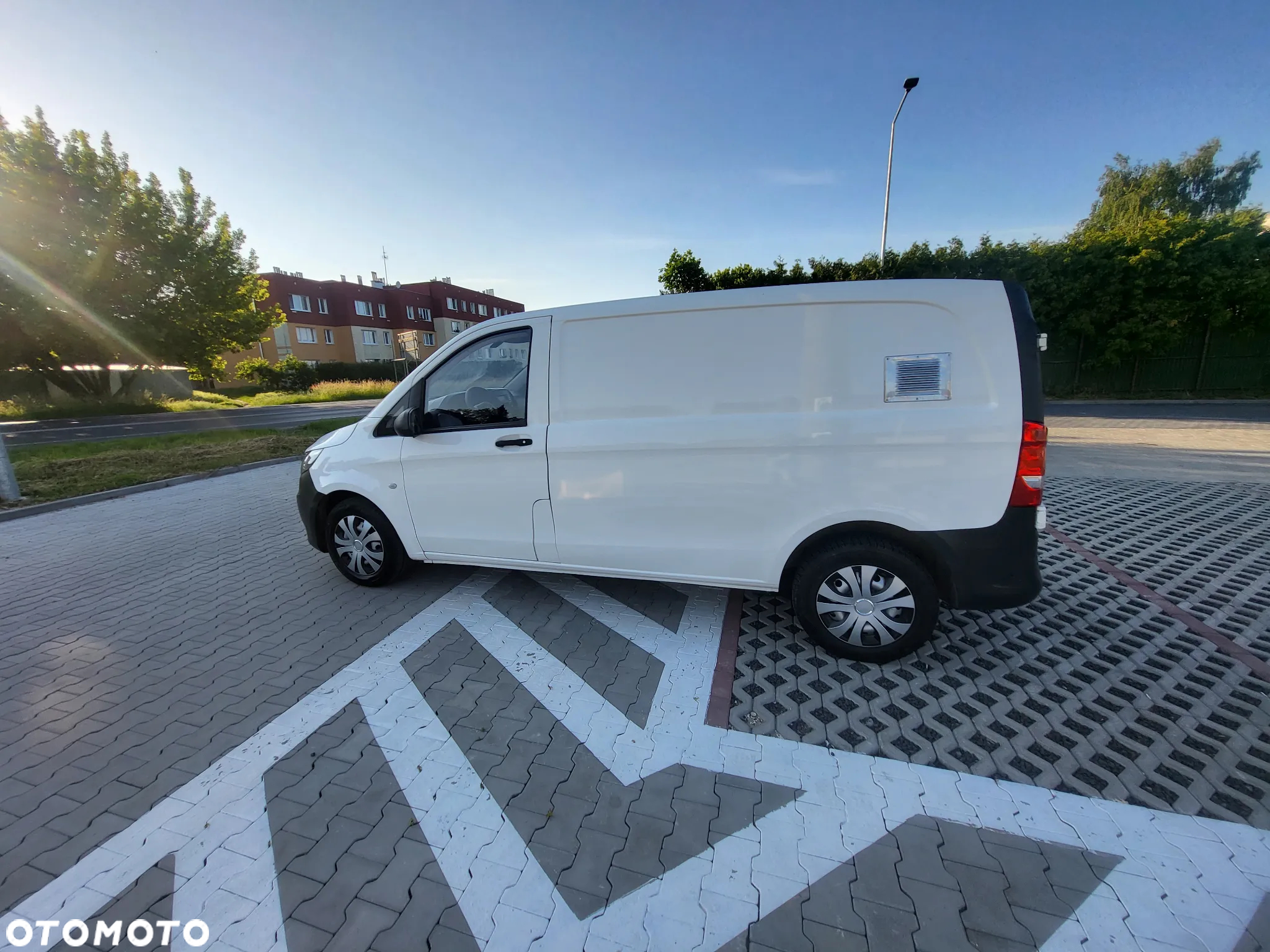 Mercedes-Benz VITO - 12
