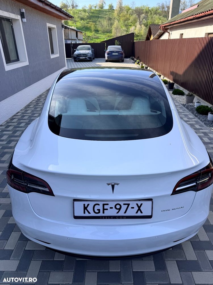 Tesla Model 3 Langstreckenbatterie Allradantrieb Dual Motor - 5
