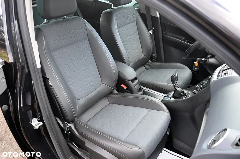 Opel Meriva 1.4 Innovation - 25