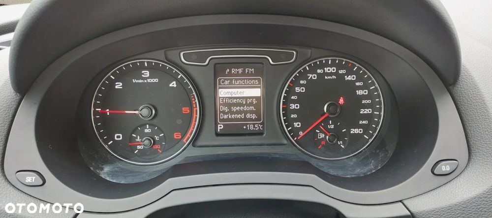Audi Q3 2.0 TDI Quattro S tronic - 24