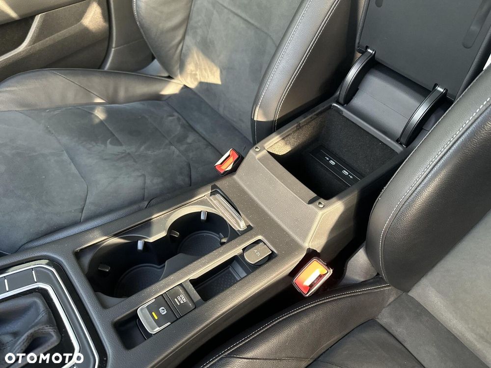 Volkswagen Arteon 2.0 TSI GPF Elegance DSG - 27