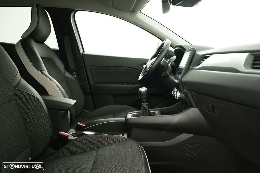 Renault Captur 1.0 TCe Techno Bi-Fuel - 23