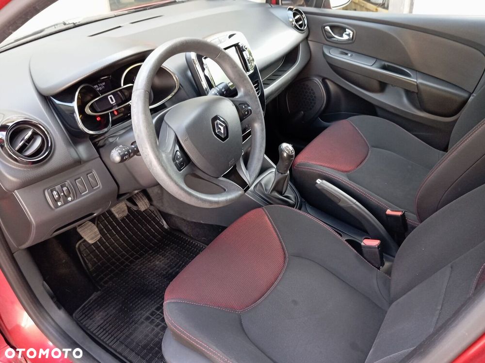 Renault Clio 1.2 16V Zen - 10